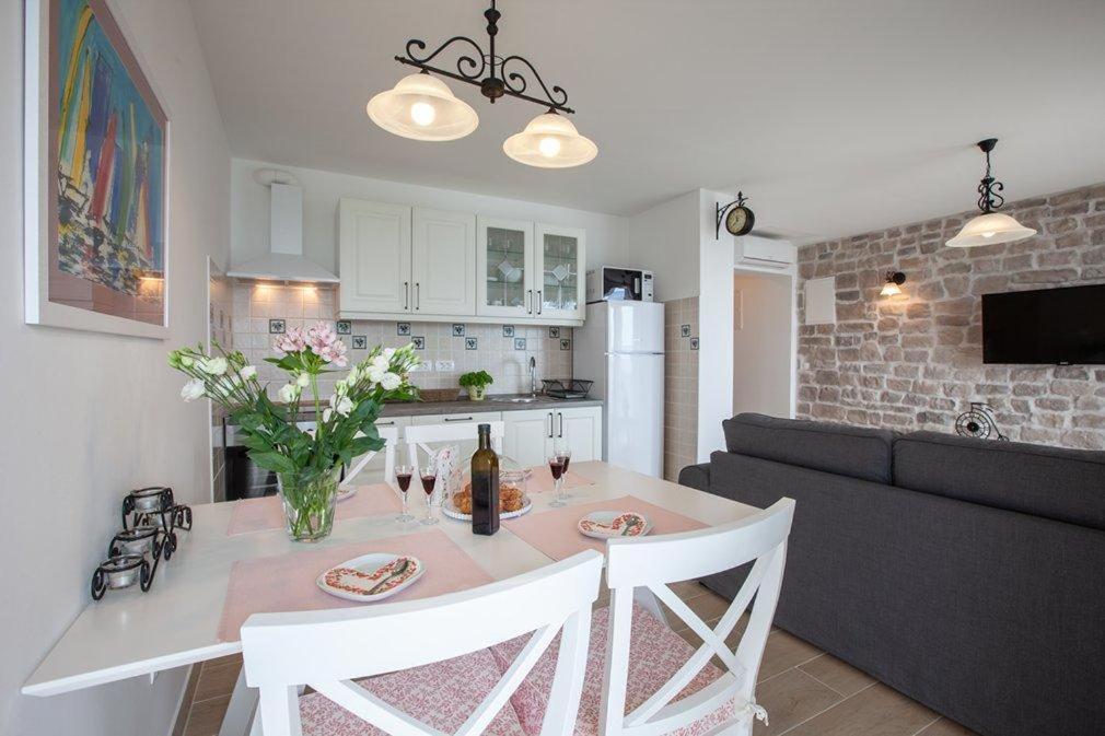 Apartmani Mirona - Tučepi Eksteriør billede