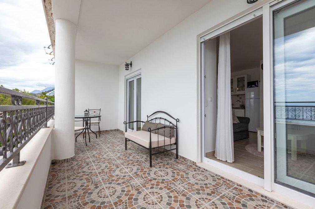 Apartmani Mirona - Tučepi Eksteriør billede