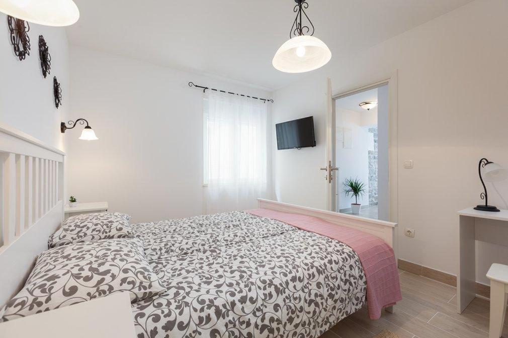 Apartmani Mirona - Tučepi Eksteriør billede